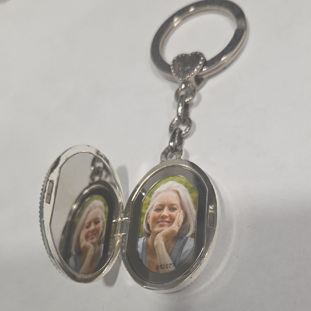 Silver Cross Oval Keychain Locket With Mirror - Picture 2 of 6